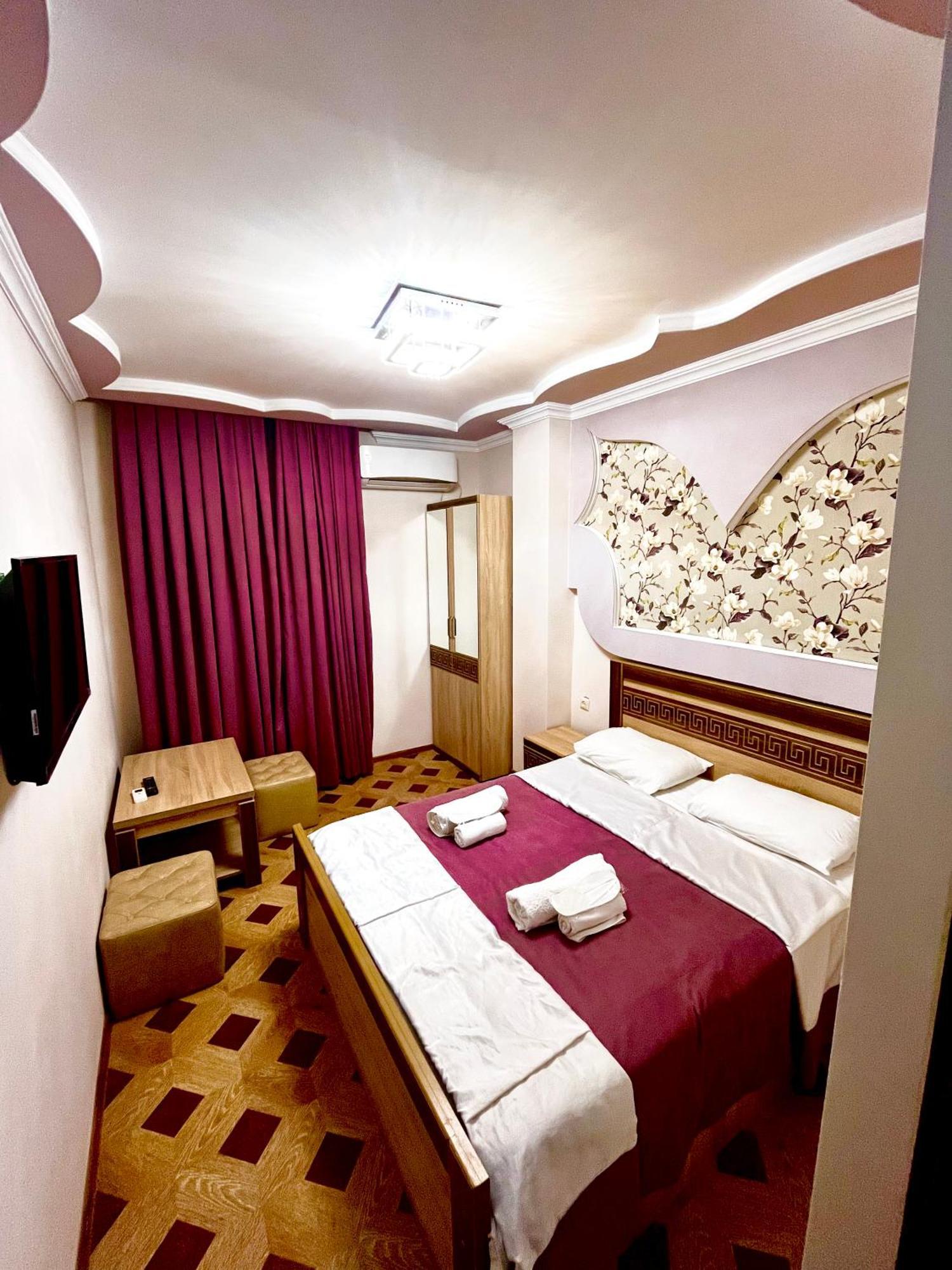 Georgian Palace Hotel Kutaisi Zewnętrze zdjęcie